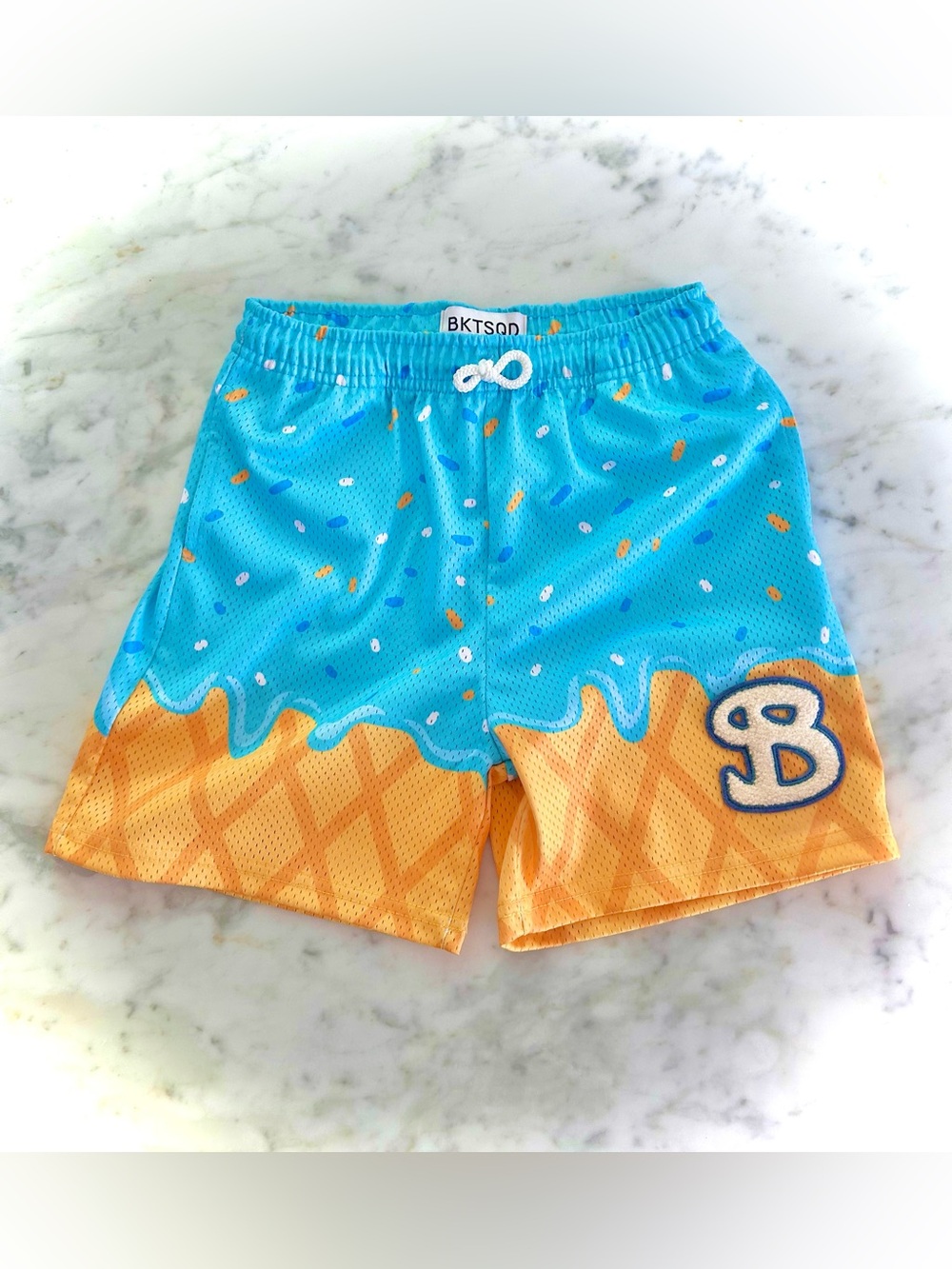 BKTSQD Blue & Tan Ice Cream Cone Print Mesh Shorts, Size Youth XL